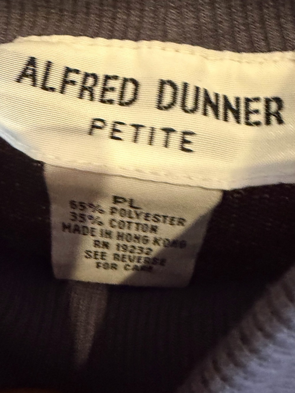 Vintage Alfred Dunner Purple Diamond-Pattern Turtleneck Sweater - Picture 4 of 4